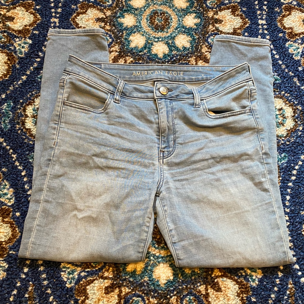 Women’s American eagle super stretch denim blue skinny jeans